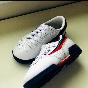 Toddler fila sneakers